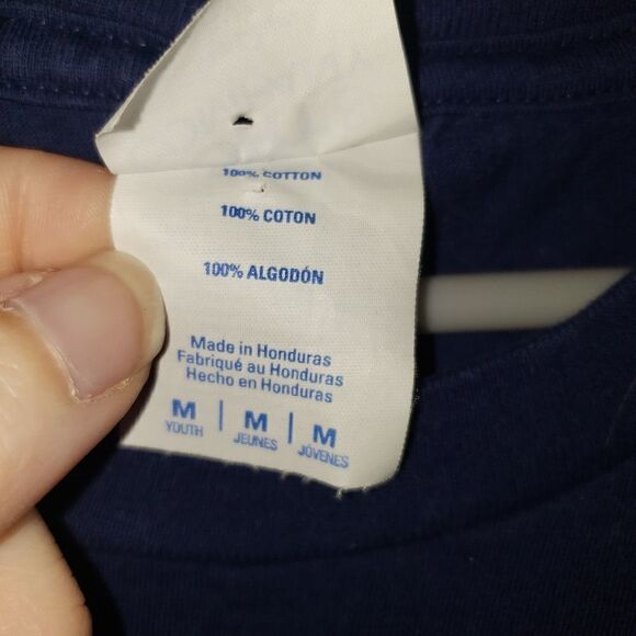 SKELETON GRAPHIC SHORT SLEEVE T SHIRT SIZE MEDIUM  KIDS - Picture 2 of 3